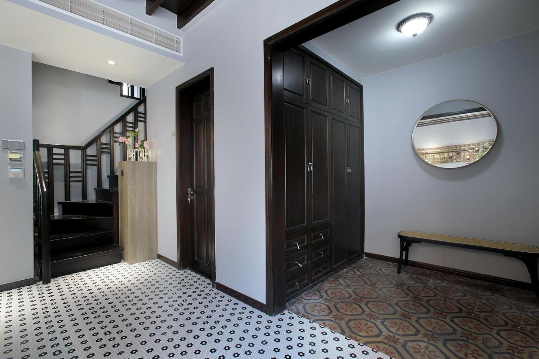 Shanghai Downtown Hills Boutique Guesthouse - Near Metro Line 7, Exit 3, Changping Road Room photo