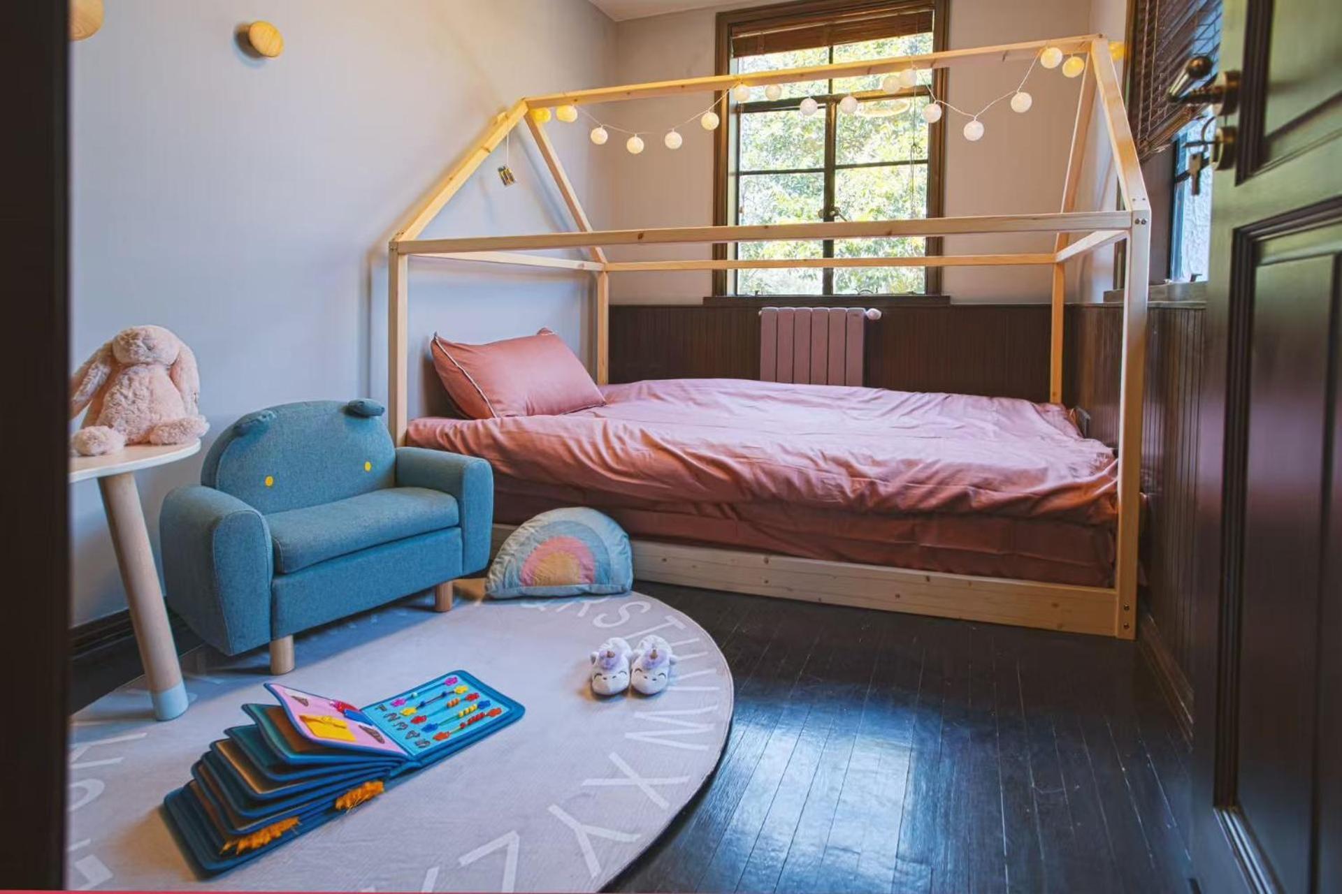 Shanghai Downtown Hills Boutique Guesthouse - Near Metro Line 7, Exit 3, Changping Road Exterior photo