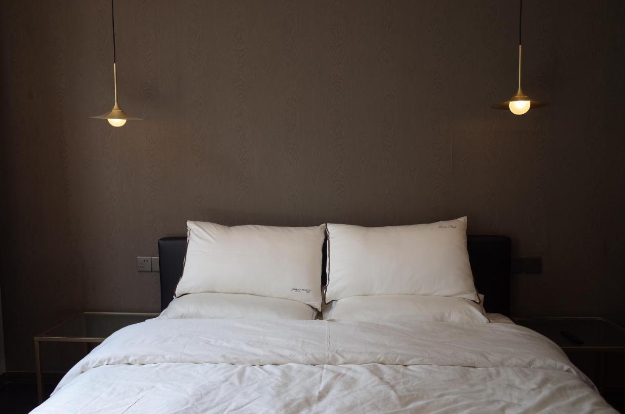 Shanghai Downtown Hills Boutique Guesthouse - Near Metro Line 7, Exit 3, Changping Road Exterior photo